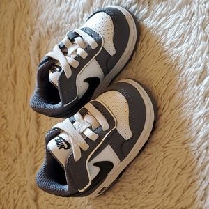 New Nike Sneakers for Baby, size 4 infant